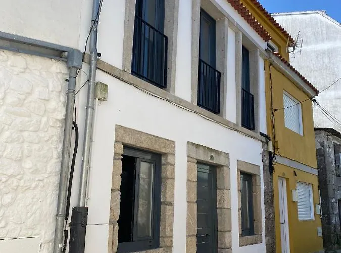 Casa Centro בית נופש באיונה